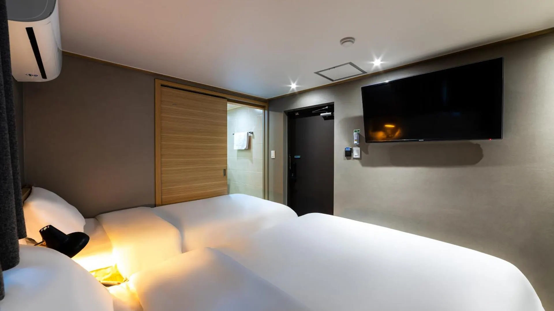 About Stay Seul